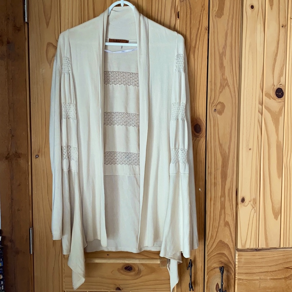 Belldini ivory cardigan sweater